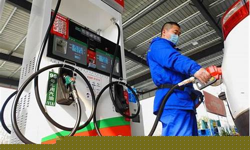 今天汽油价格92多少钱一升现在价格是多少-今天汽油价格92多少钱一升现在价格
